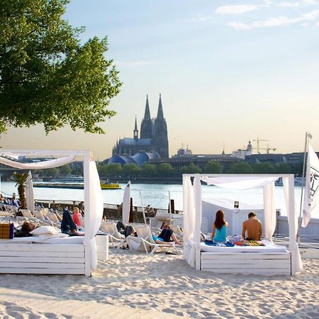 Sunset - Du, Deine Truppe Und Eine Einzigartige Stadt - Colonia Exterior foto